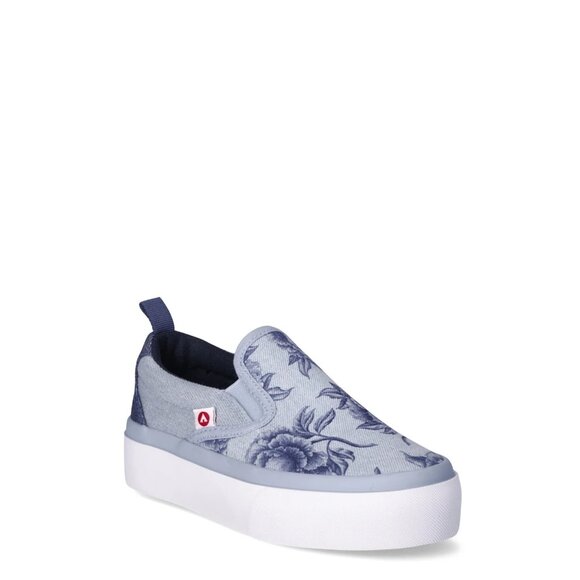 Airwalk Girls Slip-On Twin Gore Skate Shoes, Size 3, Slip-On, Round Toe Demin - Picture 1 of 5